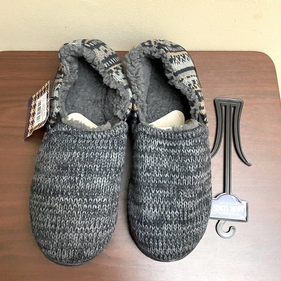 Muk Luks Christopher Men’s Slippers - Picture 2 of 7